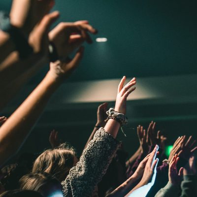 Hands,Raised,In,Worship